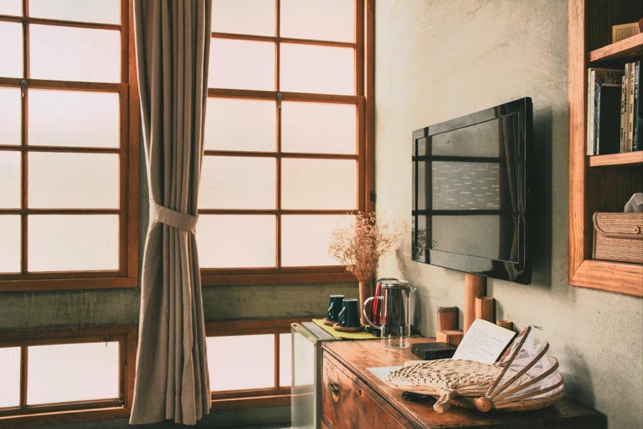 Loku. Tainan Hotel Екстериор снимка
