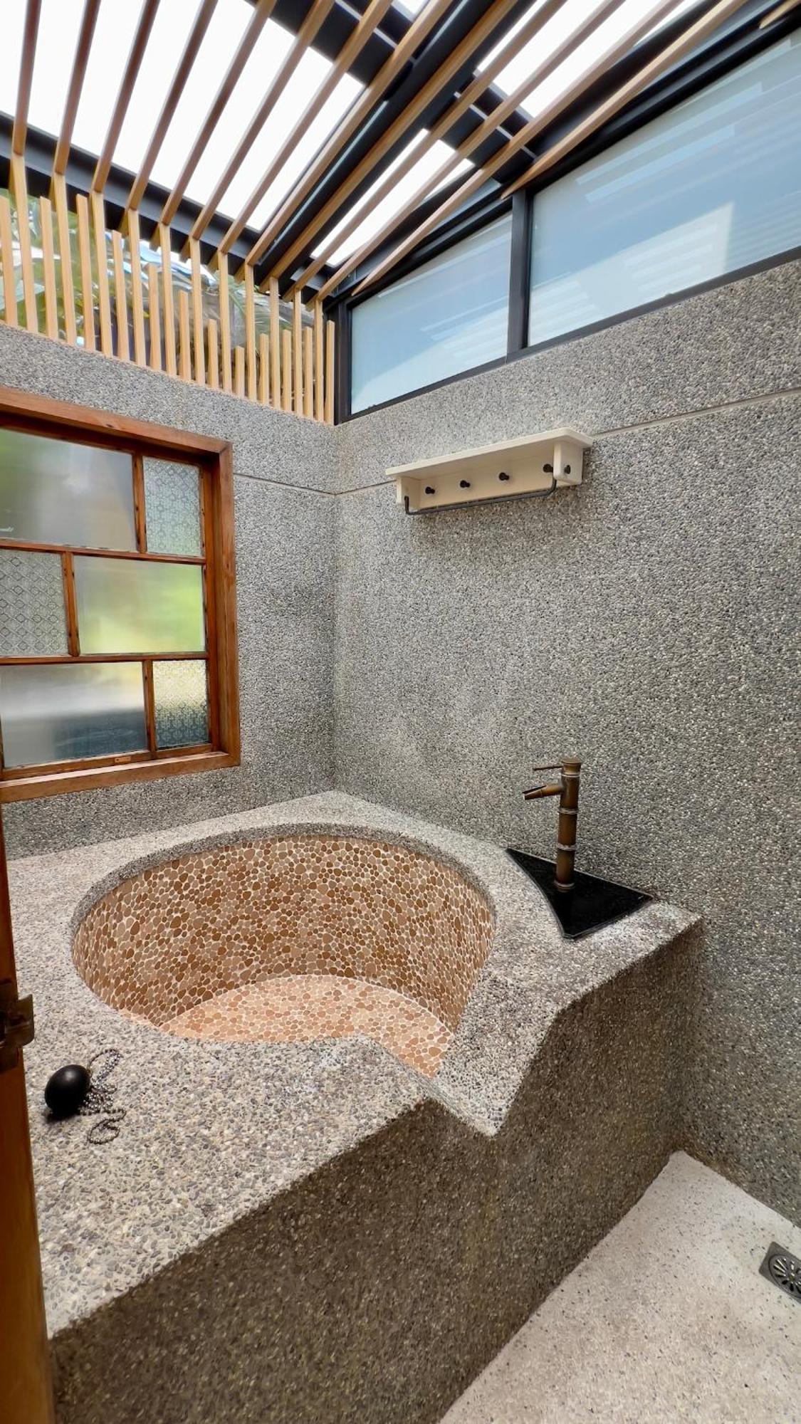 Loku. Tainan Hotel Екстериор снимка
